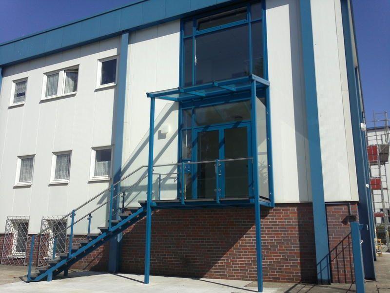 Umgestaltung Eingangsportal 05/2015
