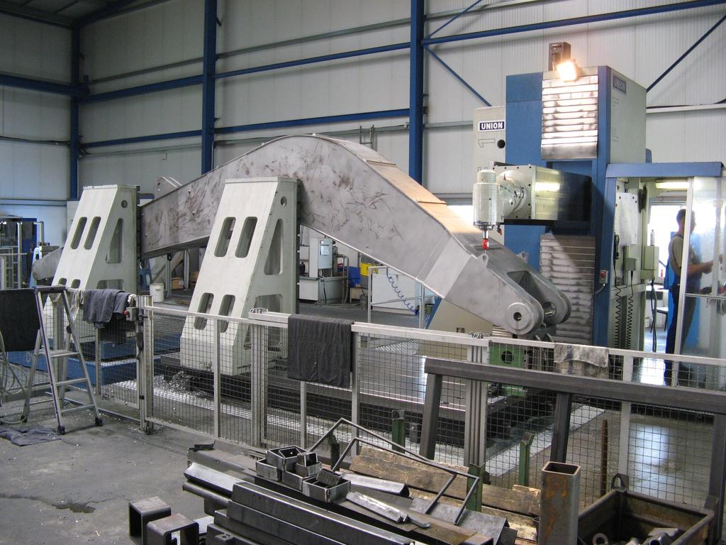 Erweiterungsinvestitionen in Fertigungstechnik 2006